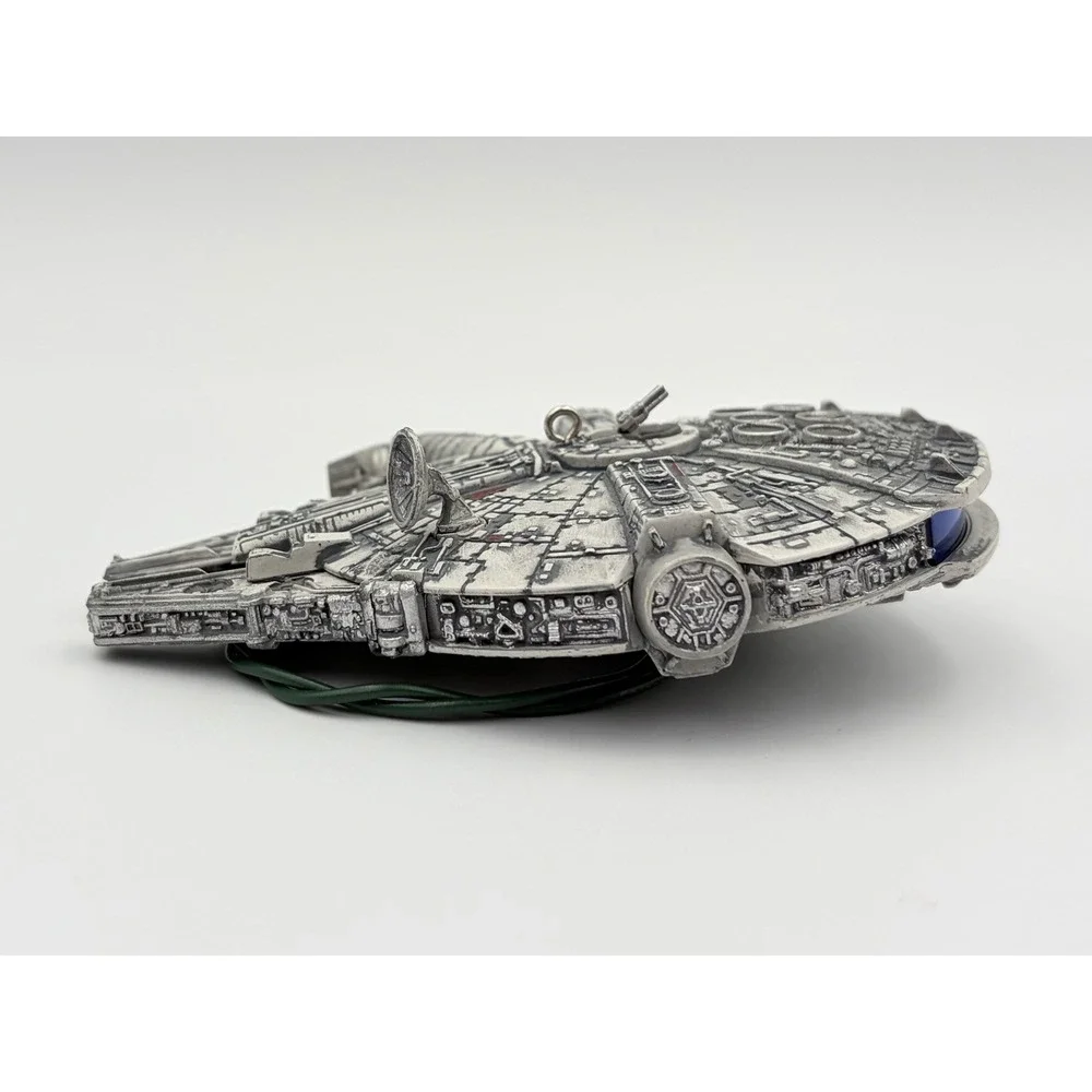 1996 Hallmark Keepsake Ornament Star Wars Millennium Falcon Magic Light Vintage